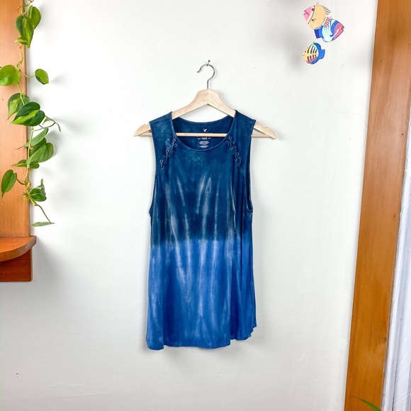 American Eagle Outfitters Tops - American Eagle Outfitters Soft & Sexy Tank Top L